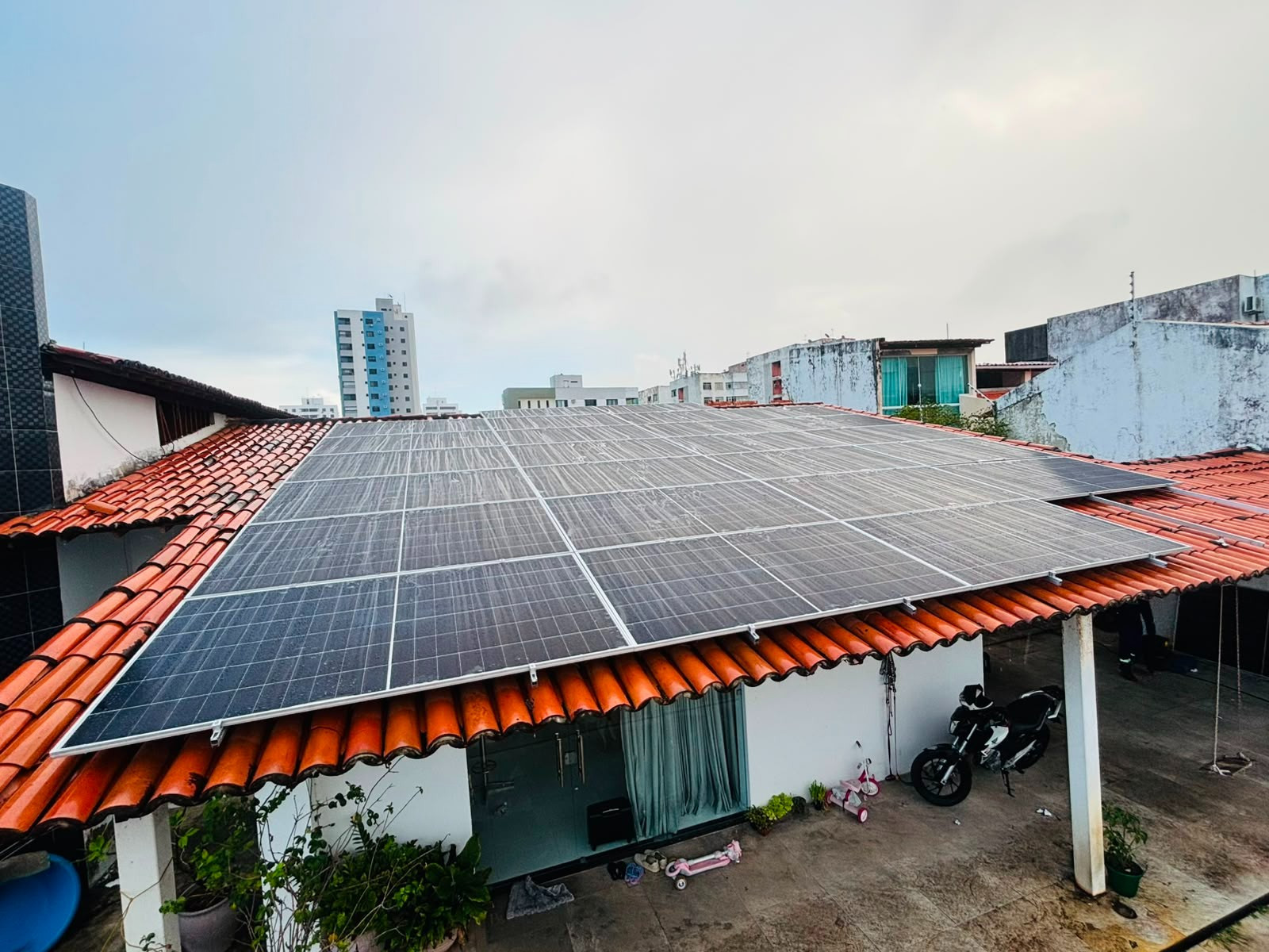 Obra de energia solar 7